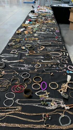 Jewelry/Costume Jewelry