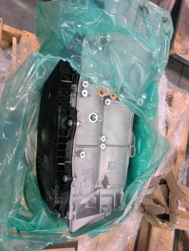 Range Rover transmission m8e2-7000-gb