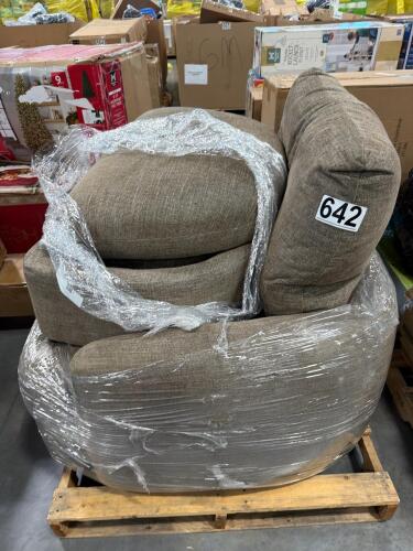 Chair/ottoman out of box Customer return used