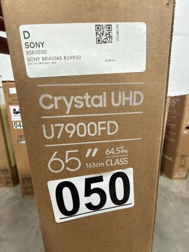 Sony Bravia 5 , in a Samsung box, missing legs, grade d