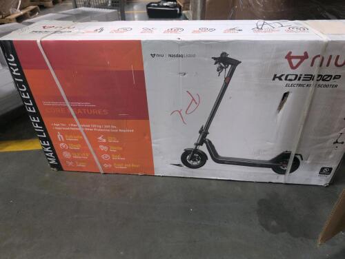 KQI300 P electric scooter