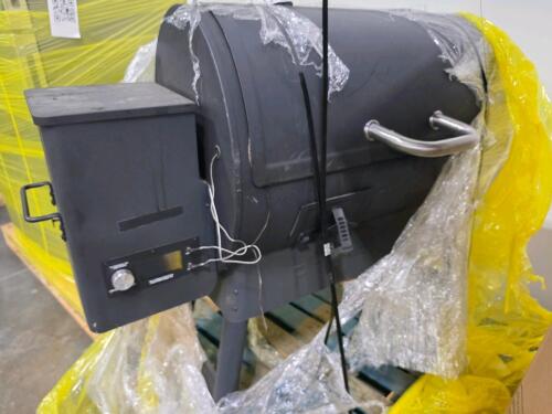 customer return grill/smoker