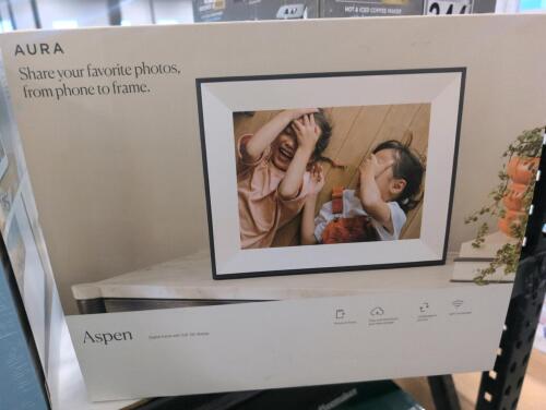 2 Aura Aspen digital picture frames