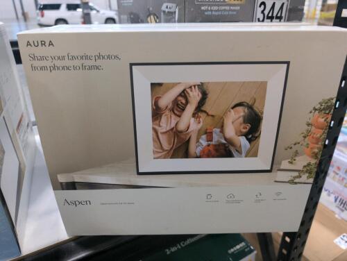 2 Aura Aspen digital picture frames