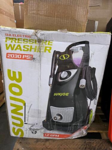 SunJoe pressure washer, mattresses , tote, chair, Timpan