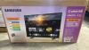2&ndash;43 inch Samsung TVs, light stain in the bottom right of screen, screen flashes on other TV, grade D