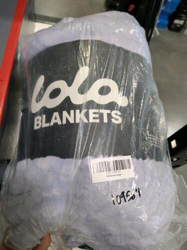 Lola wisteria large blanket
