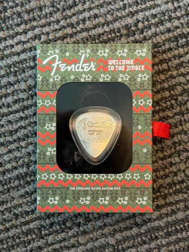 Pamp Fender Heavy 10g sterling silver guitar pick