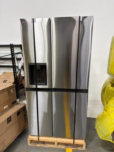 LG refrigerator out of box condition unknown possible customer return