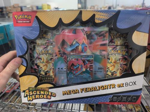 Pokemon mega evolution ascended heroes mega feraligatr ex box