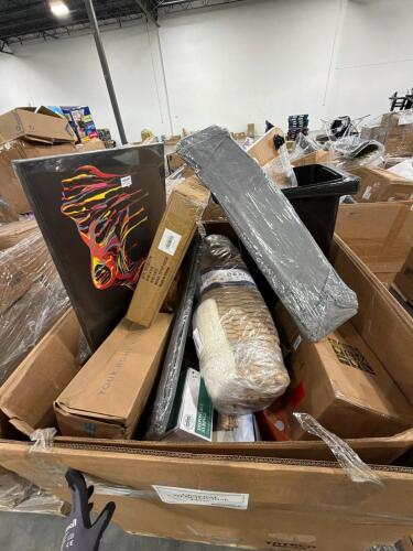 Garbage can, light fixture, garbage can, IKEA SKUBB, mule item, towels, art, gloves, and more