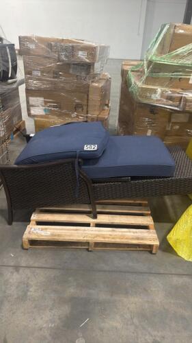 lounge chair not in box (missing back component)