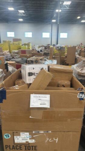 Ninja professional blender, homegoods, floor lamps for weddings, and many more items new in the box