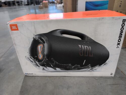 JBL boombox 4