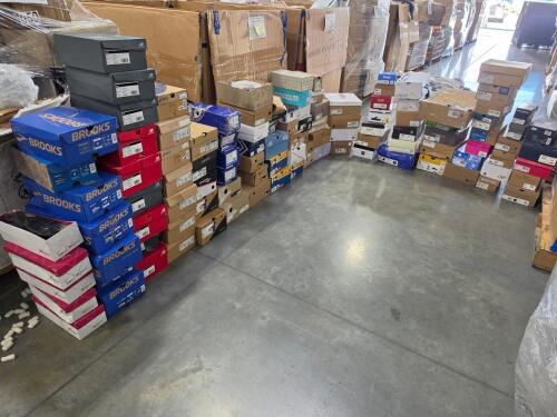 mega shoe watt, brooks, new balance, head, birkenstock, a6, softening, aldo, skechers, and much more 110. pairs