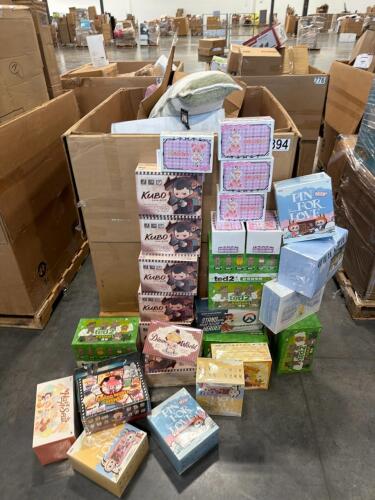 Lots of pop Mart collectibles, pillow, seats, training pads, ufo light, blanket, backpack, plushy, delta product, washcloth, & More