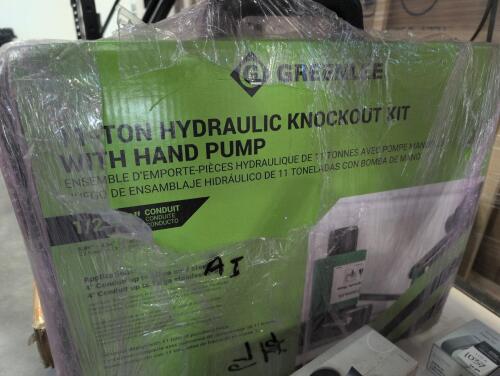 Greenlee 11 ton hydraulic knockout kit with hand pump
