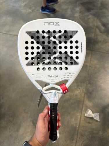 (5) Nox paddle rackets