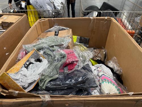 Clothing, Tampa Bay Buccaneers clothing, free assembly, Gildan, safety gear, Aritzia, Dodge hoodies, Gildan, Jeep clothing, Dickies, and Vera Bradley purse and more