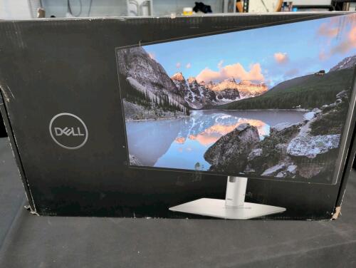 Dell U2424h monitor