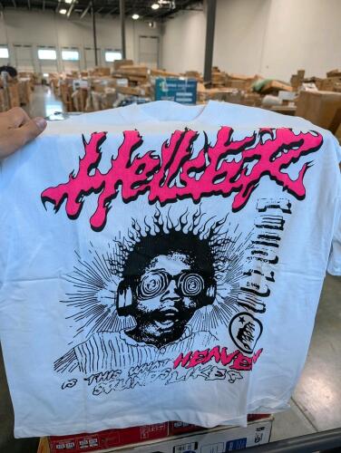 10- Hellstar t-shirts, M