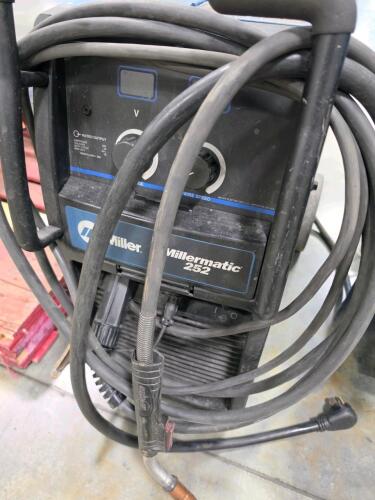 millermatic 252 mig welder
