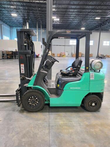 Mitsubishi FG25N forklift, runs and drives, 1325 hours,