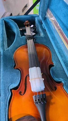 Four new violin