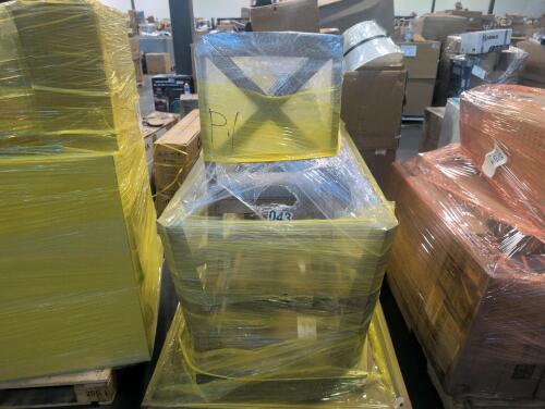 Dining table chairs and table complete? Customer return