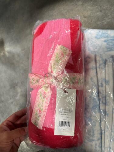 Loveshack fancy towels/ blankets, approx 11 pieces