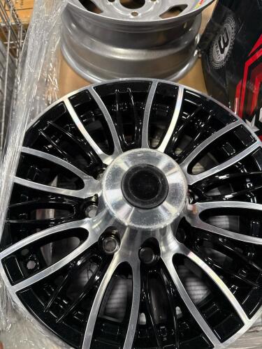 Pallet of rims