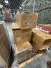 Miscellaneous furniture, compressed furniture, bar chair, dell monitor and kore - 4