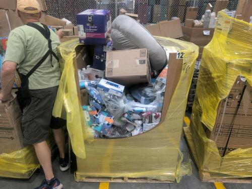 Big box store in the box: laundry detergent, undergarments, cups, clothing, diapers, wipes, soap, coffee maker, native conditioner, cleaner, vinegar, & More
