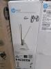 HPE22 G5 monitor, two M22F monitors - 4