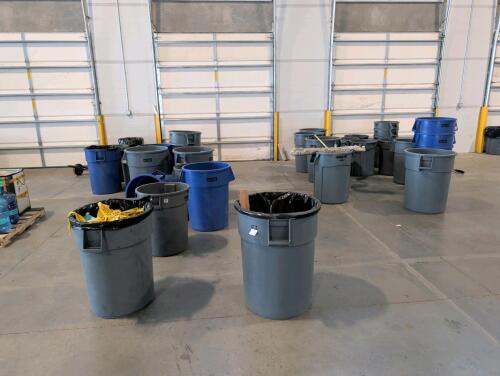 misc garbage cans