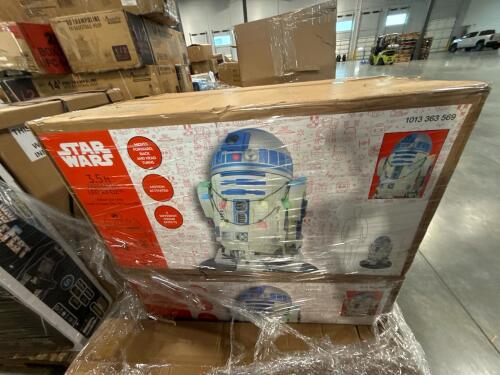 (2) 3.5' animated LED r2d2, artificial turf