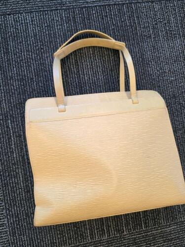 Louis Vuitton Croisette Tote PM in Vanilla Epi Leather