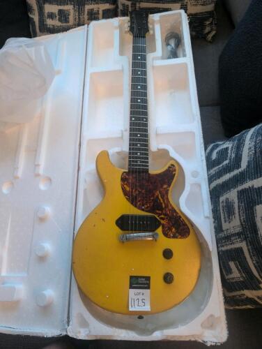 Gibson Les Paul Electric Guitar