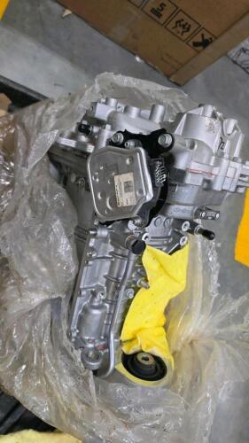 Automotive part 7YAKM4DA6 appear to have damage