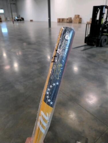 Marucci signed GLEY TORRES baseball bat