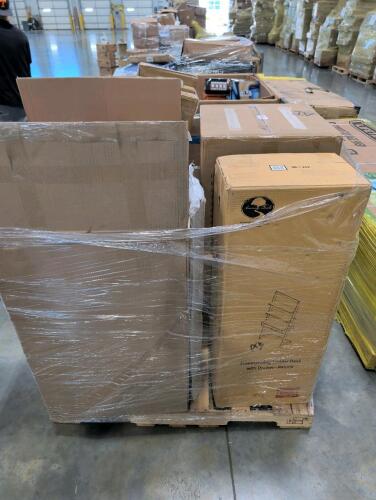 Furniture, cat litter box, luggage, Kids Minnie mouse play House, furniture & More