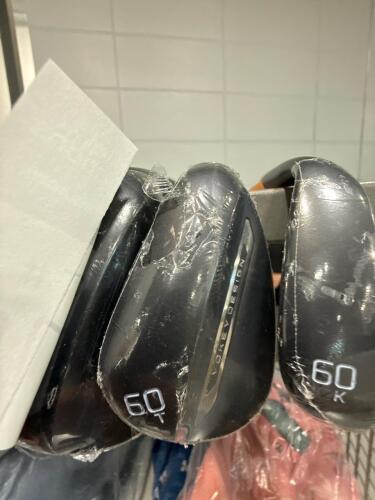 5- Titleist 60 golf wedges, demo