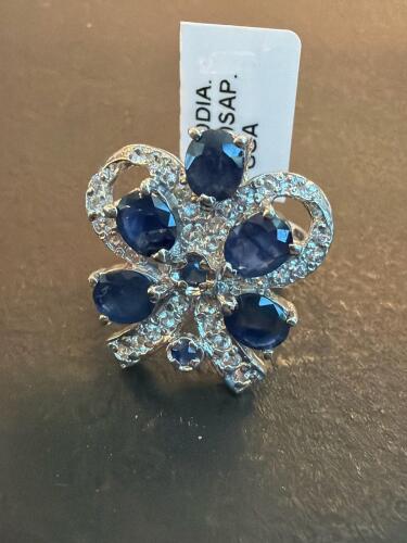 sapphire and diamond ring