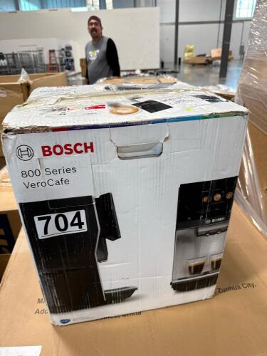 Bosch 800 series vero Cafe, air filters, tires, Michelin competition Tire 30/65-18 and winter tire, and plastic dog fence