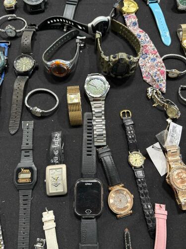 Watches loose