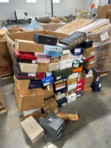 Shoes:(approximately 99 pair) BLUNDSTONE, BABOLAT, paradox London, Allbirds, Naturalizer, ROTHYS, KIZIK, no bull, Aldo, new balance, cliffs, Birkenstock, O LUKAI, quince, Skechers, KEDS, & More