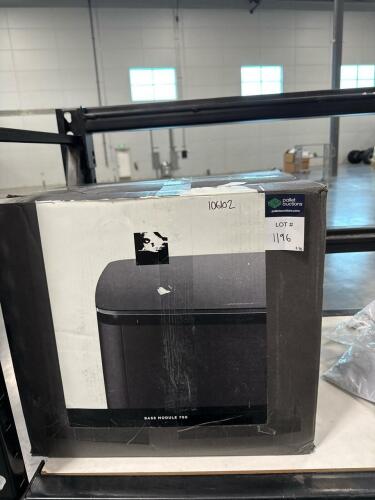 BOSE BASS module 700