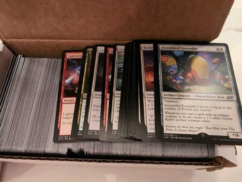 1,000 Magic Cards with rares and foils