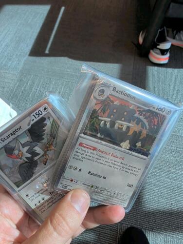 50 Pokemon holo/reverse holo's