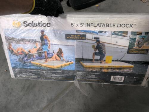 Solstice 8'x5' inflatable dock